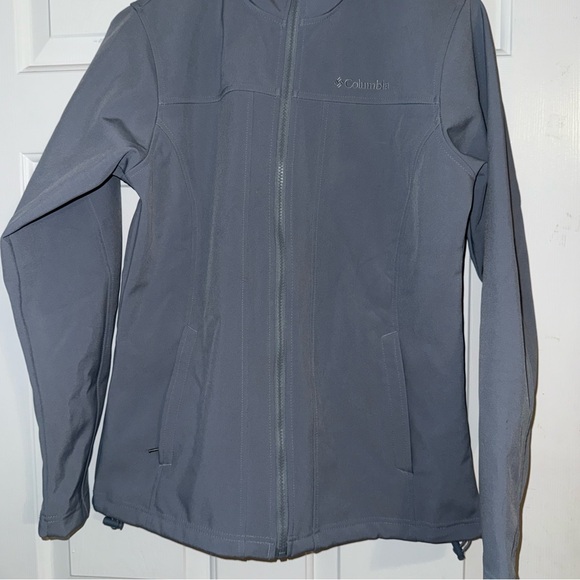 Columbia Soft Gray Fleece Ski/Snowboard/Hiking Waterproof Coat - Picture 12 of 15